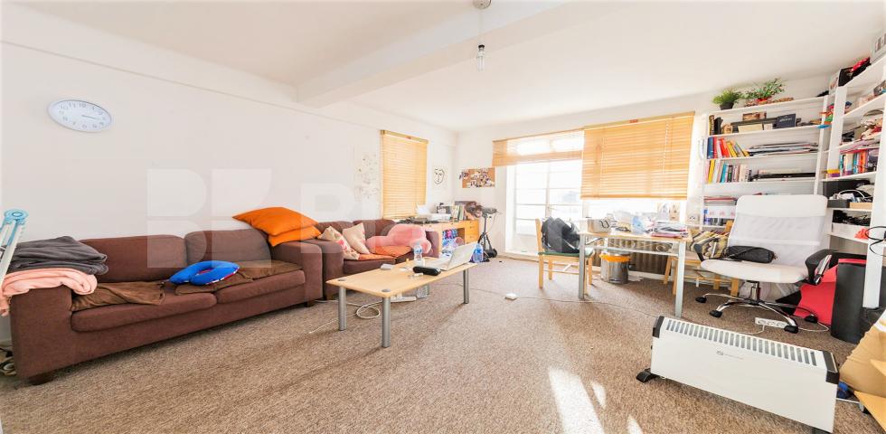 			2 Bedroom, 1 bath, 1 reception Apartment			 The Grampians, Shepherds Bush Road, SHEPHERDS BUSH